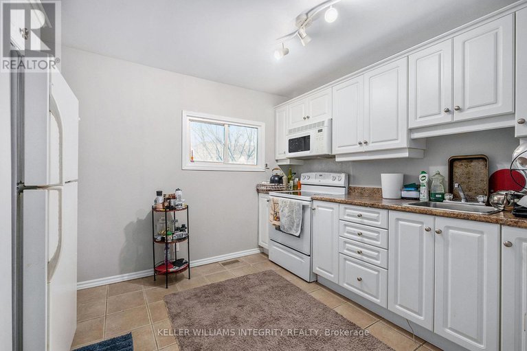 28438743/1384-chatelain-avenue/carlington/ottawa/ontario/K1Z8A8_13