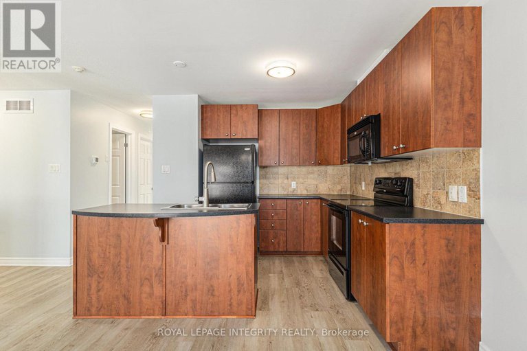 28731074/8-188-paseo-private/centrepointe/ottawa/ontario/K2G4N7_14
