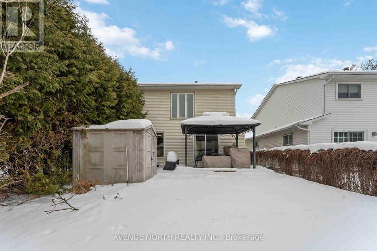 29235552/1017-arrowhead-place/convent-glen/ottawa/ontario/K1C2S5_26