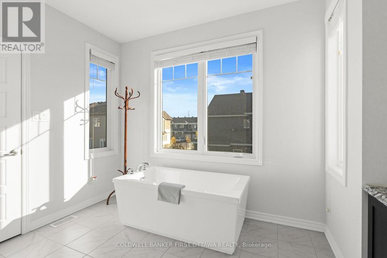 29014384/149-celestial-grove/half-moon-bay/ottawa/ontario/K2J6R6_28