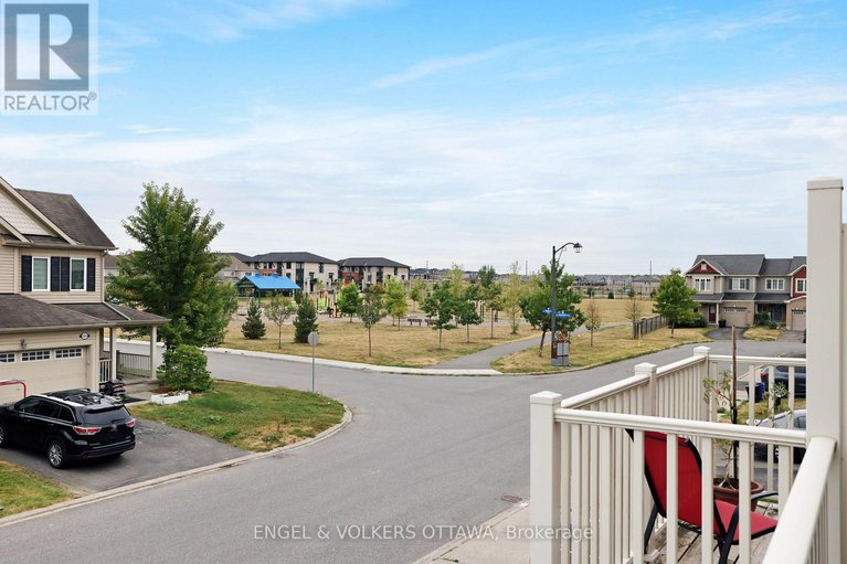28759795/2421-nutgrove-avenue/half-moon-bay/ottawa/ontario/K2J0X4_23