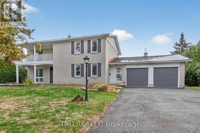 29269815/12-apache-crescent/city-viewskylinefisher-heightsparkwood-hills/ottawa/ontario/K2E6H7_6
