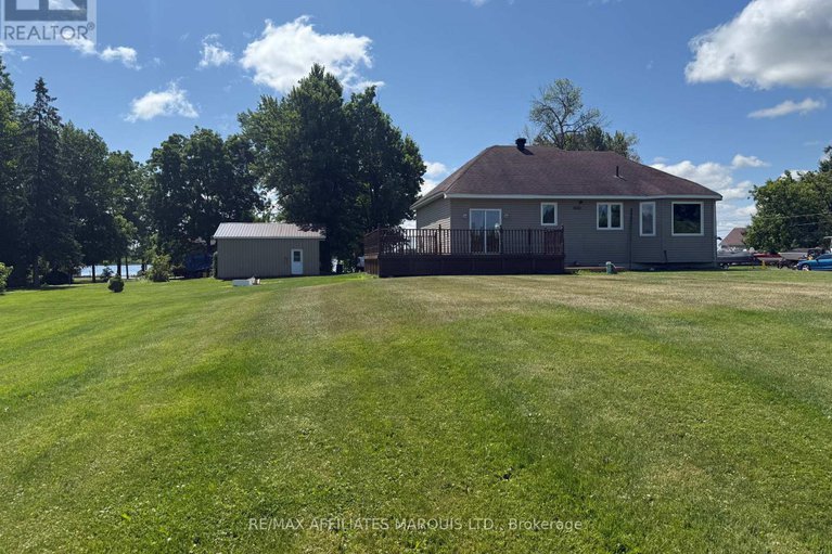 28562829/19249-county-2-road/south-glengarry-charlottenburgh-twp/south-glengarry/ontario/K0C2E0_7