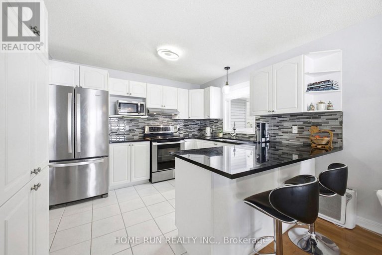 29676436/115-beaumont-avenue/town-of-rockland/clarence-rockland/ontario/K4K1R6_7