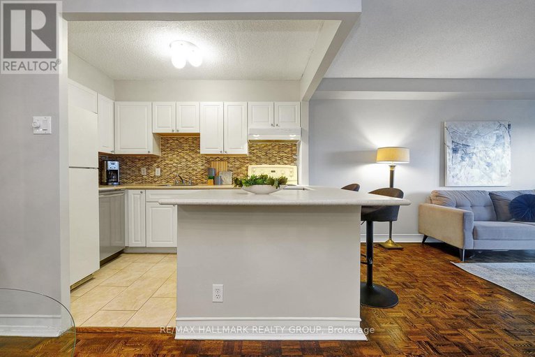 28458755/1005-158a-mcarthur-avenue/vanier/ottawa/ontario/K1L8E7_15