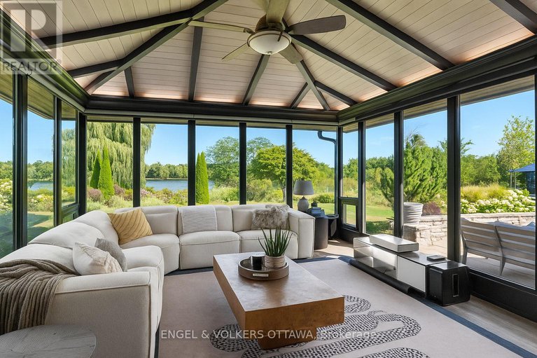 28961794/6351-rideau-valley-drive-n/manotick-south-to-roger-stevens/ottawa/ontario/K4M1B3_30