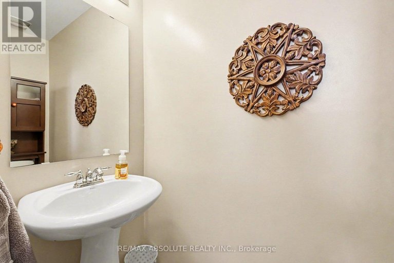 29631799/400-santa-anna-lane/stittsville-north/ottawa/ontario/K2S0M1_10