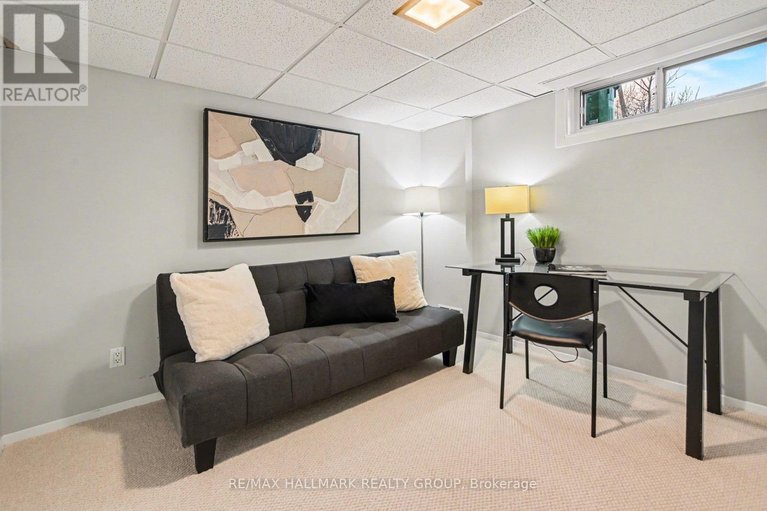 29623679/907e-elmsmere-road/beacon-hill-south/ottawa/ontario/K1J8G4_20