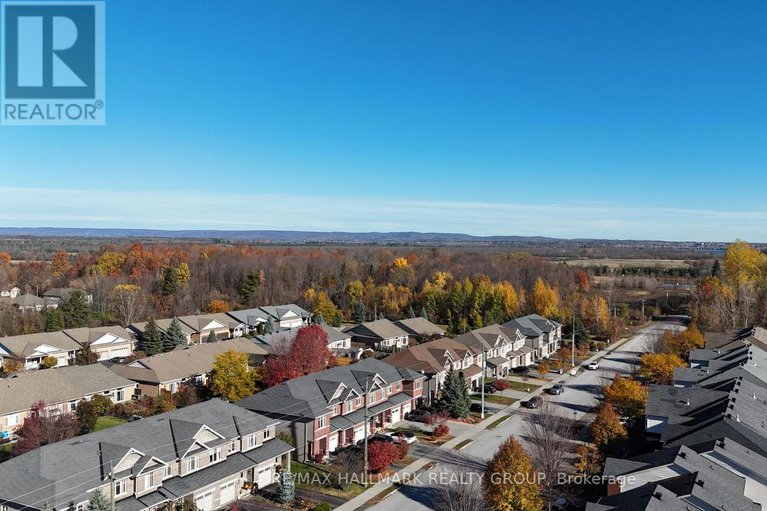 29047464/992-klondike-road/morgans-grantsouth-march/ottawa/ontario/K2K0C3_33