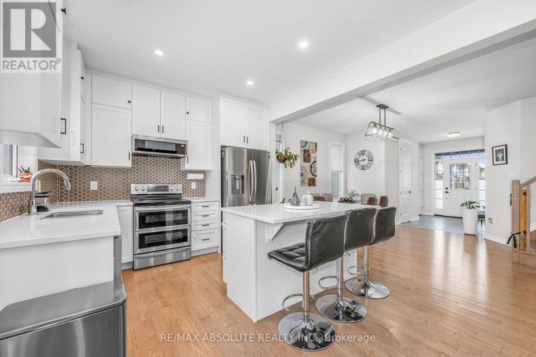 28752702/730-perseus-avenue/half-moon-bay/ottawa/ontario/K2J6V8_7