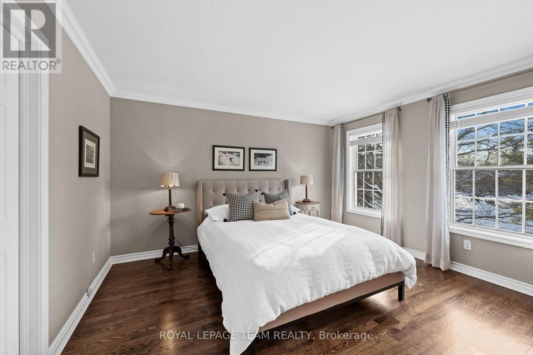 29403241/5557-pettapiece-crescent/manotick-village-manotick-estates/ottawa/ontario/K4M1C5_34