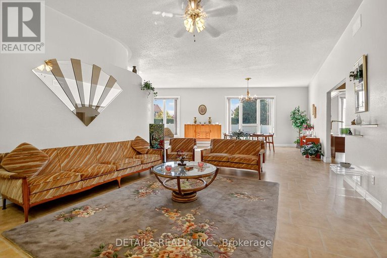 29023437/7-eagle-chase-court/cedargrovefraserdale/ottawa/ontario/K2J3N5_11