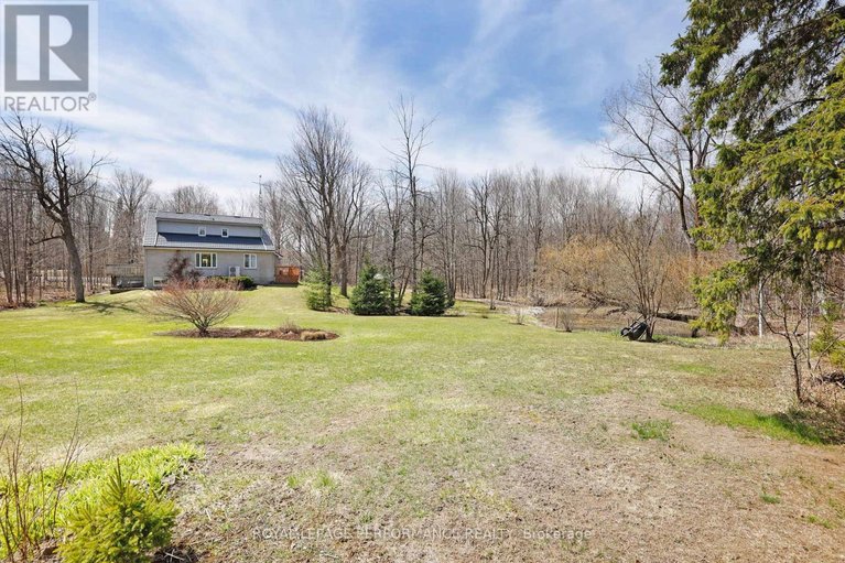 29658263/108-felton-crescent/russell-twp/russell/ontario/K4R1E5_31