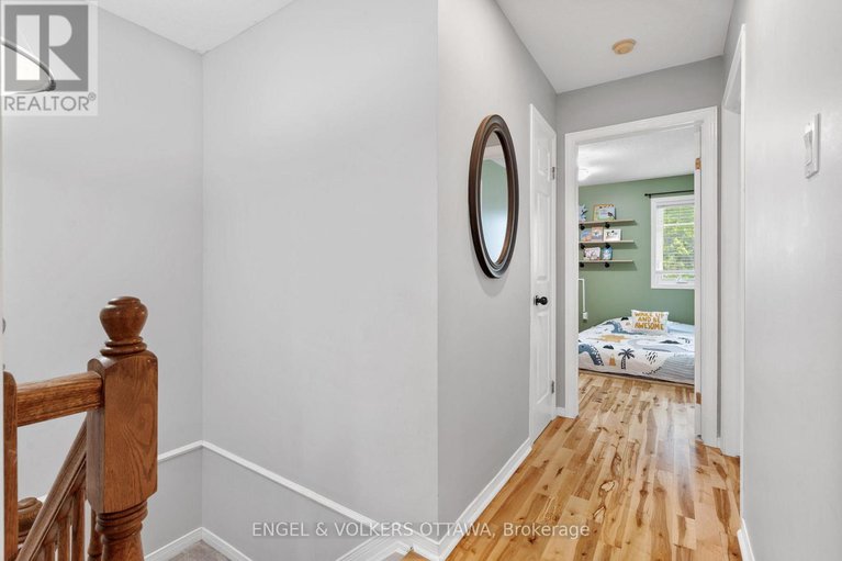 28419048/92-markland-crescent/barrhaven-east/ottawa/ontario/K2G5Z7_22