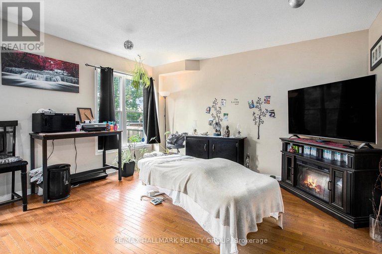 28493809/119-topham-terrace/fallingbrookgardenway-south/ottawa/ontario/K4A5B8_4