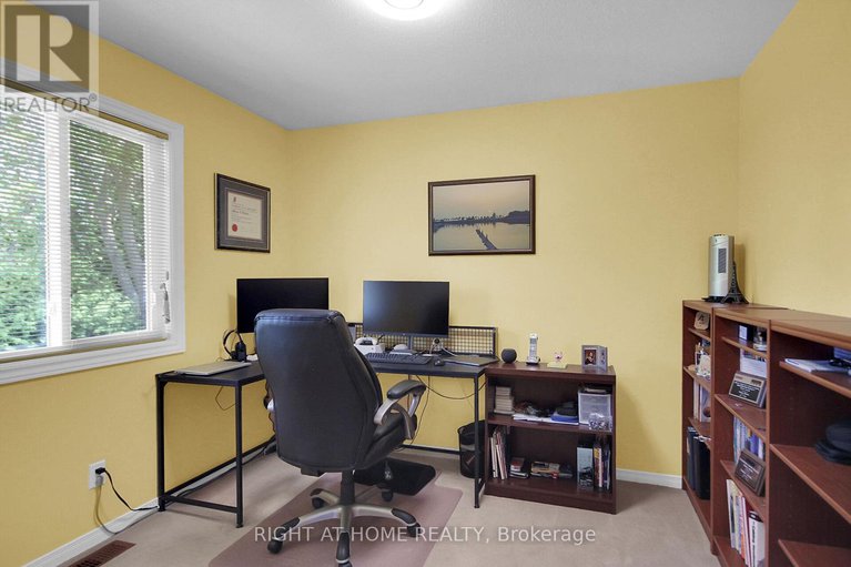 28495387/13-sirocco-crescent/stittsville-north/ottawa/ontario/K2S1Z7_29