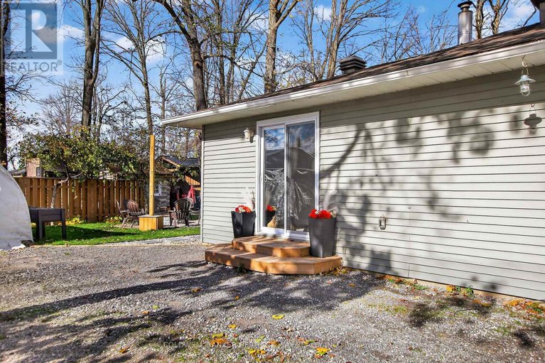 29075462/110-elm-avenue/beckwith-twp/beckwith/ontario/K7C0C4_4