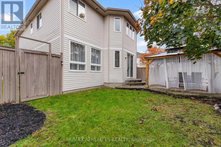 29043621/34-catterick-crescent/morgans-grantsouth-march/ottawa/ontario/K2K3M5_41