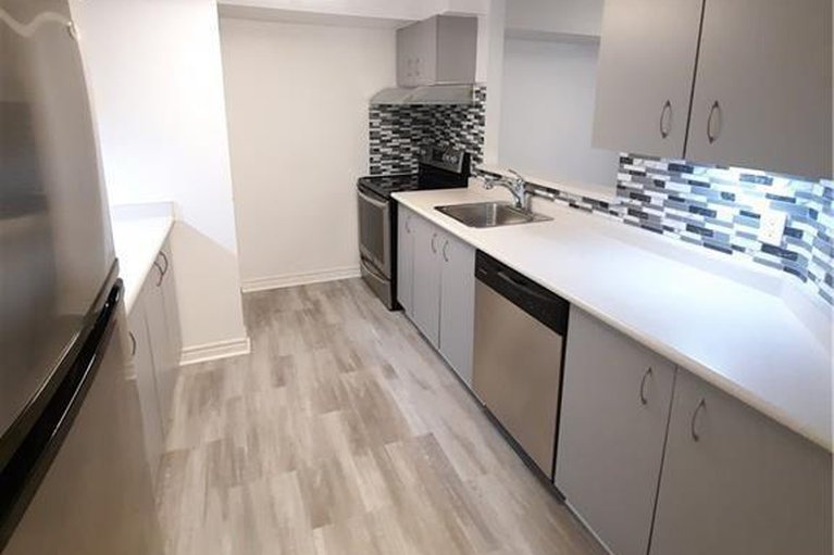 29155786/213-316-lorry-greenberg-drive/hunt-club-parkgreenboro/ottawa/ontario/K1T2P4_5