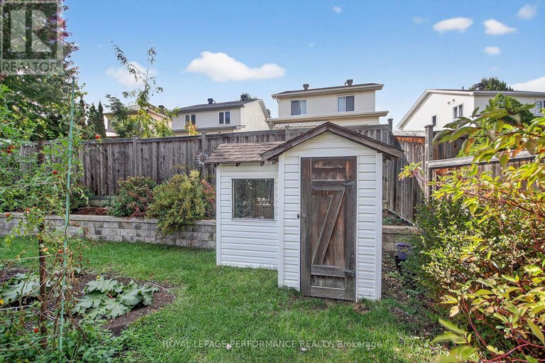 28978665/159-longshire-circle/longfields/ottawa/ontario/K2J4L2_33