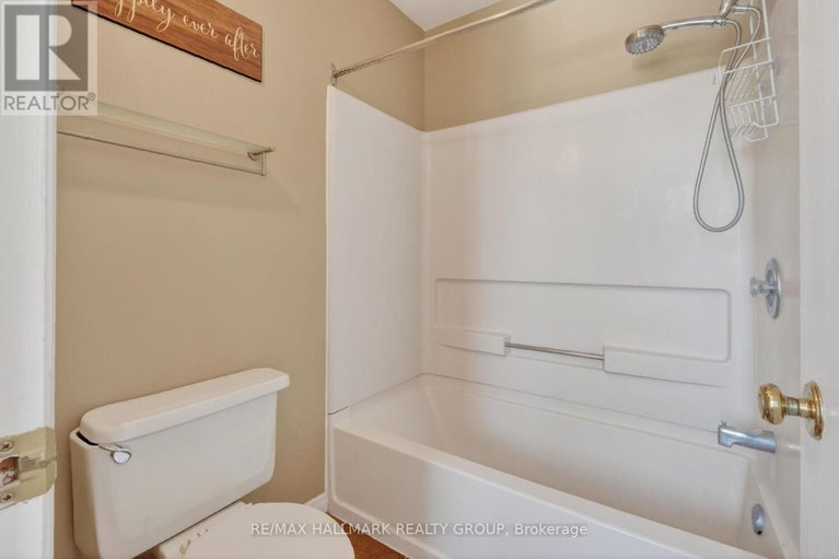 29654535/40-bridgewater-terrace/cedargrovefraserdale/ottawa/ontario/K2J3H2_31