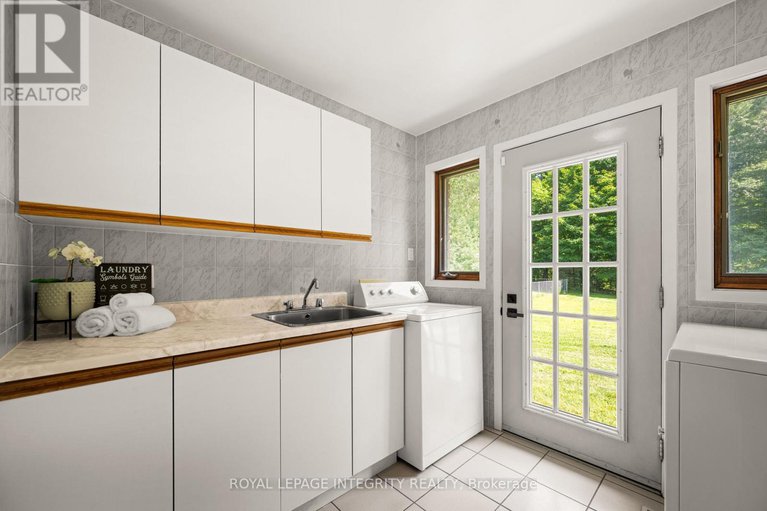 28625169/108-margaret-anne-drive/huntley-ward-south-east/ottawa/ontario/K0A1L0_22