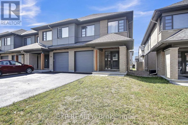 28831998/217-pisces-terrace/leitrim/ottawa/ontario/K1T0S8_1