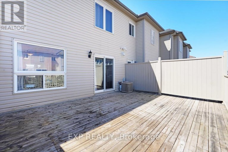 29636685/d-3705-riverbreeze-street/half-moon-bay/ottawa/ontario/K2J0S1_32