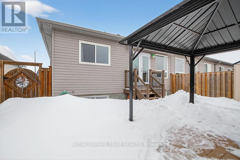 29376462/464-honeyborne-street/almonte/mississippi-mills/ontario/K0A1A0_46