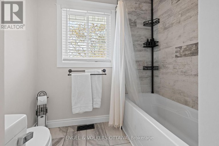 29058958/3293-warner-way/osgoode/ottawa/ontario/K0A2W0_28