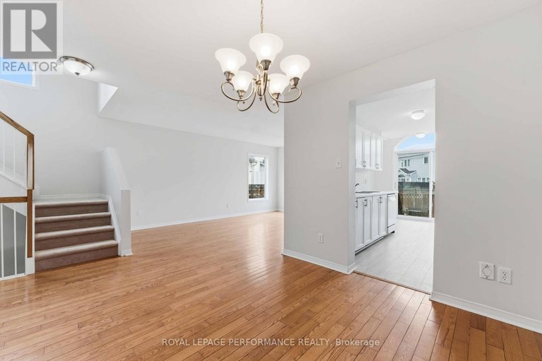29613573/640-louis-toscano-drive-w/avalon-east/ottawa/ontario/K4A0B3_16