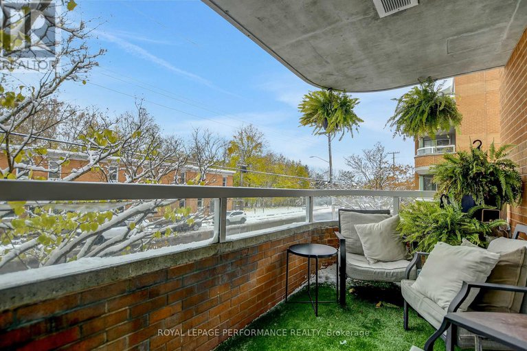 29098174/202-320-crichton-street/lindenlea/ottawa/ontario/K1M1W5_32