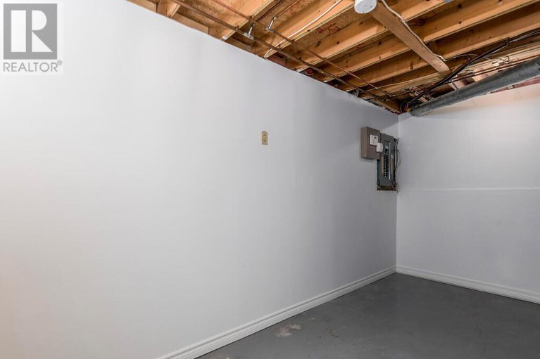 29282826/14-146-valley-stream-drive/leslie-park/ottawa/ontario/K2H9C6_32