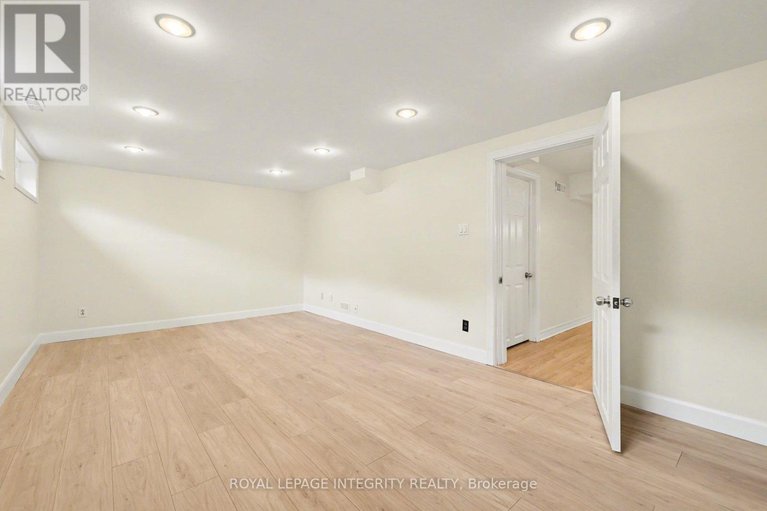 29653716/1199-stanton-road/queensway-terrace-southridgeview/ottawa/ontario/K2C3C9_27