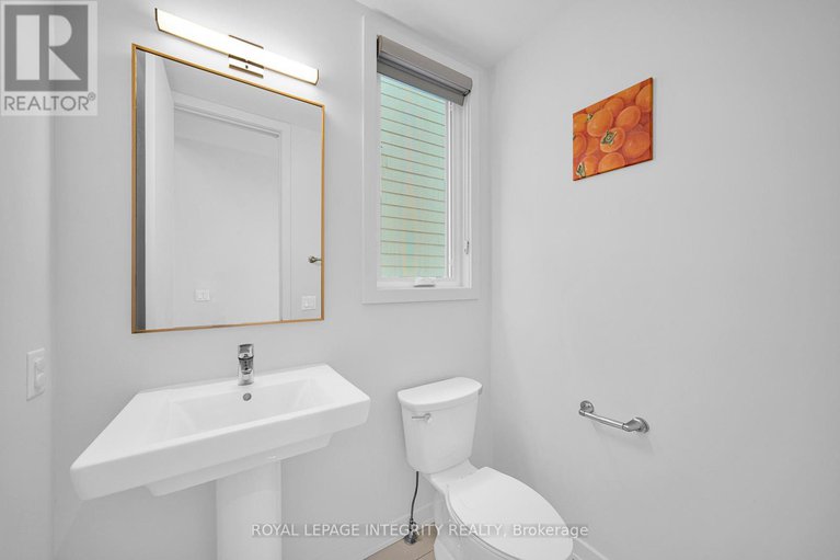 29234457/899-ralph-hennessy-avenue/riverside-southgloucester-glen/ottawa/ontario/K1X0B1_4