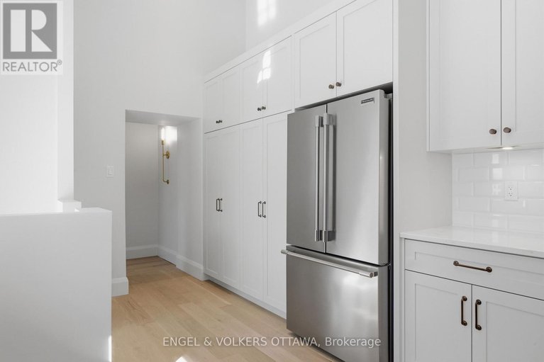 29649228/71-thomas-street/new-edinburgh/ottawa/ontario/K1M1M7_18