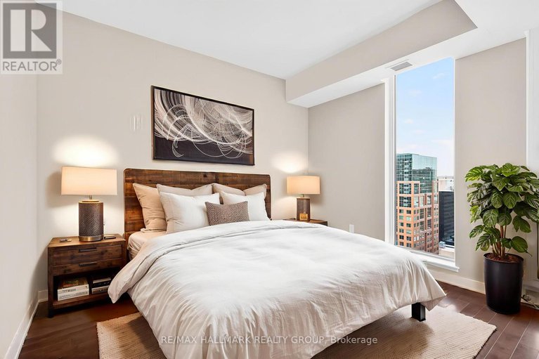 29232331/2104-179-metcalfe-street/ottawa-centre/ottawa/ontario/K2P1P7_23