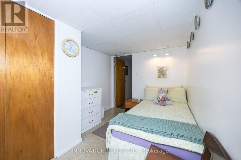 28584986/113-king-george-street/overbrookcastle-heights/ottawa/ontario/K1K1V2_35