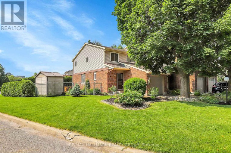 29423557/88-homestead-street/borden-farmstewart-farmcarleton-heightsparkwood-hills/ottawa/ontario/K2E7N6_23