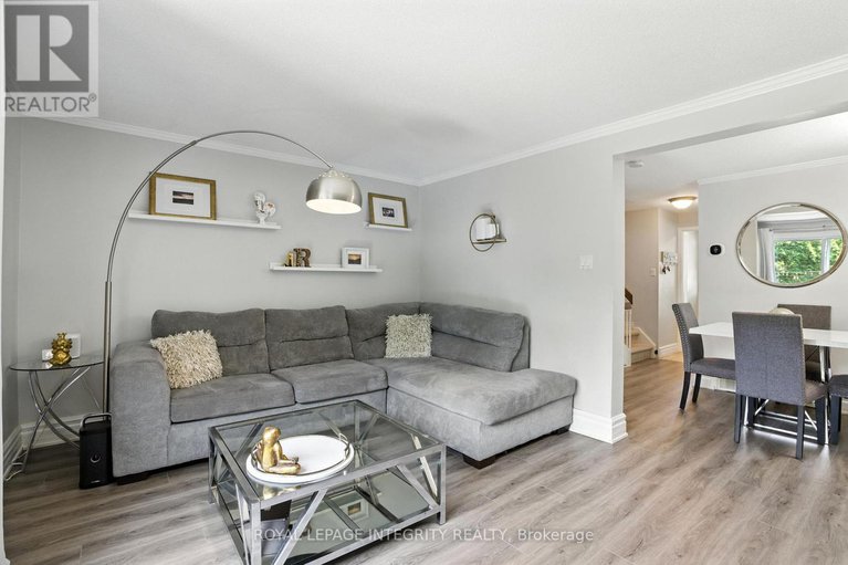 28545916/1760-lafrance-drive/queenswood-heights-south/ottawa/ontario/K1E2H2_14