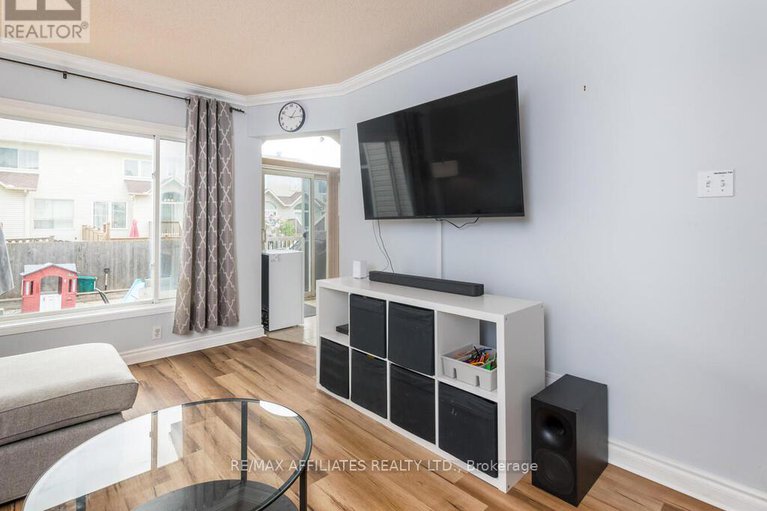 28629180/6-eagleview-street/emerald-meadowstrailwest/ottawa/ontario/K2M2R2_10