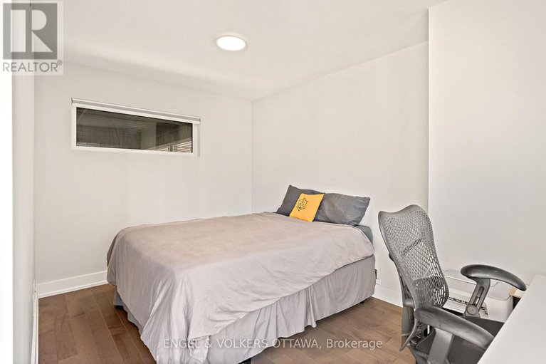28986128/68-jolliet-avenue/vanier/ottawa/ontario/K1L5H2_30