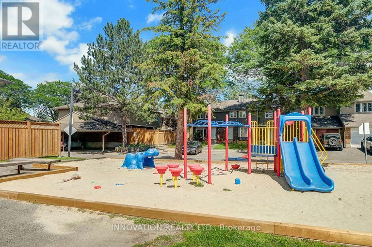 28851562/1645-du-sommet-place/chateauneuf/ottawa/ontario/K1C4Z9_44