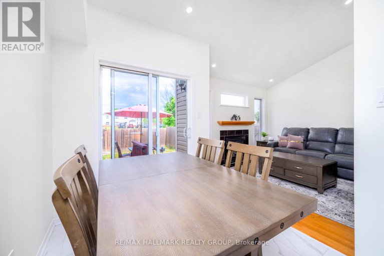 28595510/73-palmadeo-drive/longfields/ottawa/ontario/K2J4Z3_7