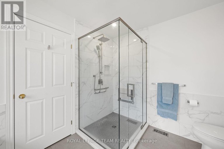 29655095/6461-waddion-drive/greely/ottawa/ontario/K4P1E7_26