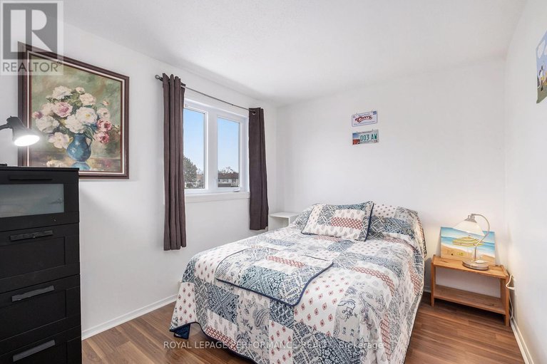 28652636/20-lovell-lane/westcliffe-estates/ottawa/ontario/K2H9B6_14