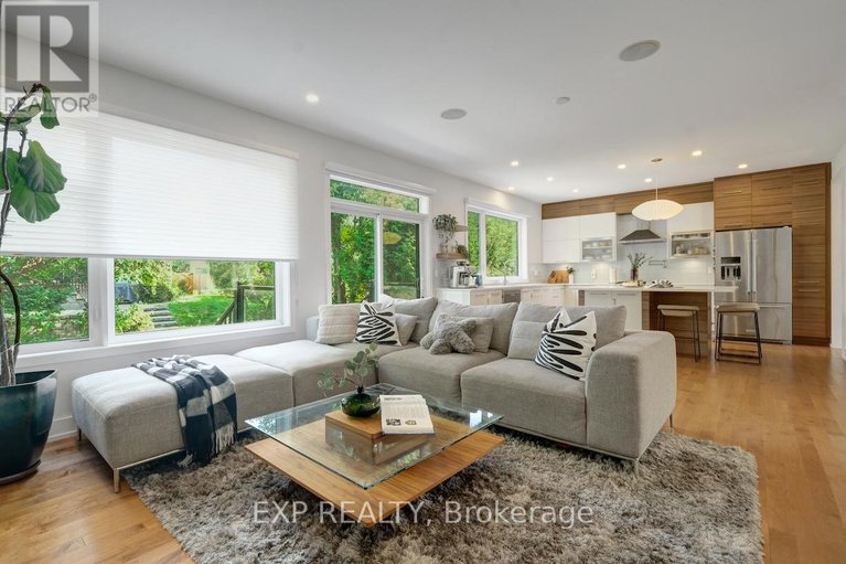 28888819/231-daniel-avenue/ottawa-westtunneys-pasture/ottawa/ontario/K1Y0C7_14
