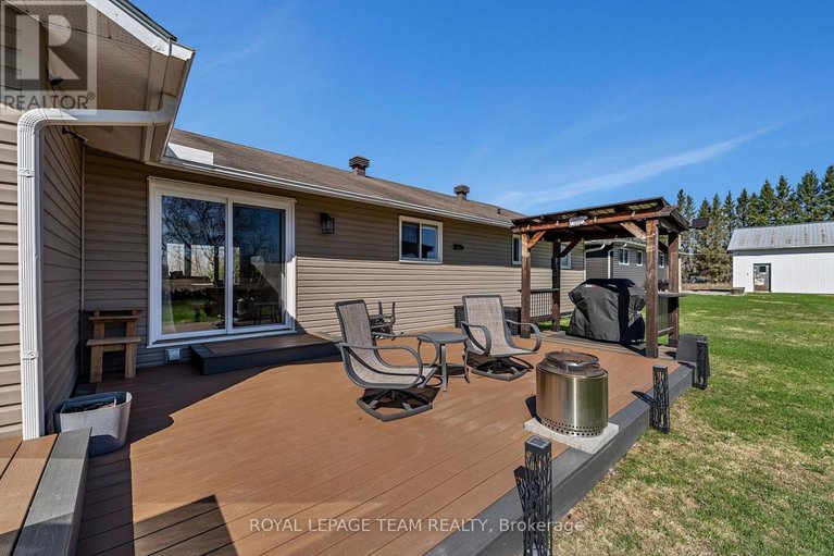 29660167/1923-joanisse-road/clarencerockland-twp/clarence-rockland/ontario/K0A2A0_41