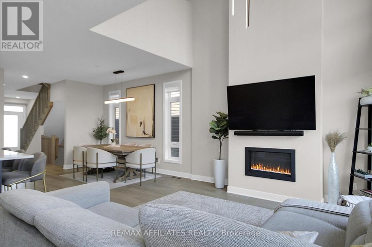 28564568/357-shoveler-grove/riverside-southgloucester-glen/ottawa/ontario/K4M1B2_18