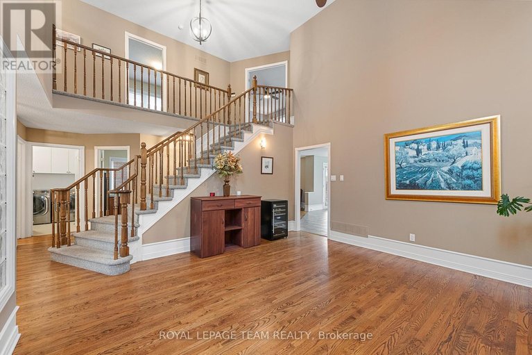 29619101/844-giant-cedars-crescent/riverside-southgloucester-glen/ottawa/ontario/K1V1N9_11